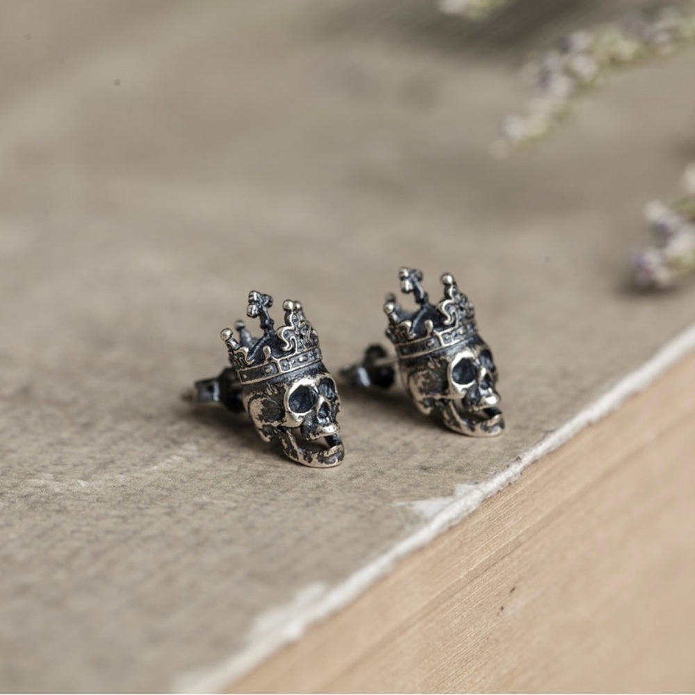 Halloween Sterling Silver S925 The Skull King Ear Studs